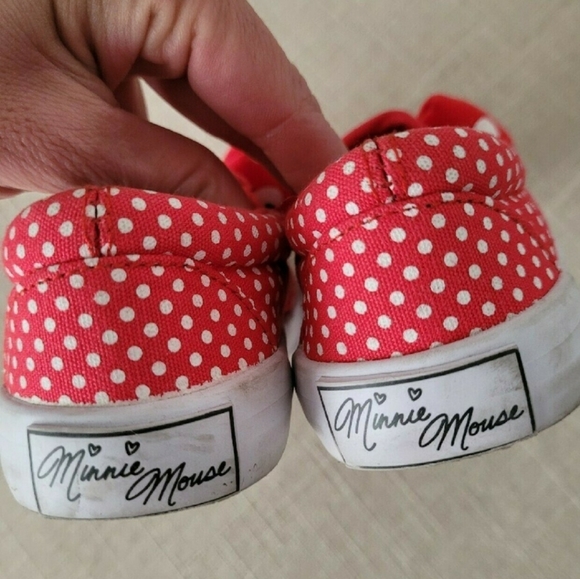 Minnie Mouse Bow Sneakers - Picture 2 of 4